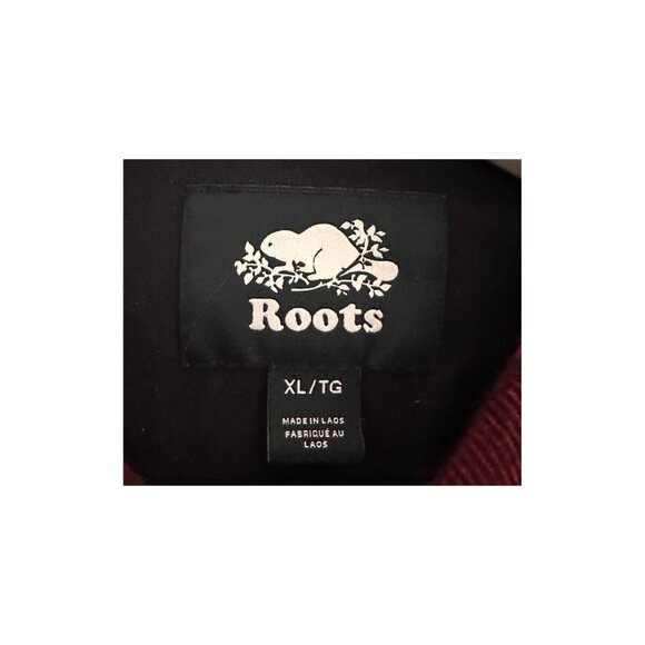 ROOTS Flannel Red & Black Plaid Shirt - Unisex - Picture 5 of 5